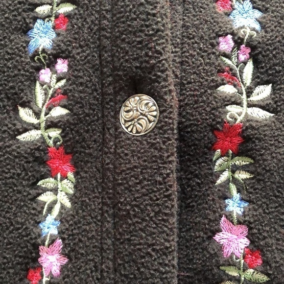 L.L Bean embroidered button Polartec fleece jacket - Picture 3 of 6